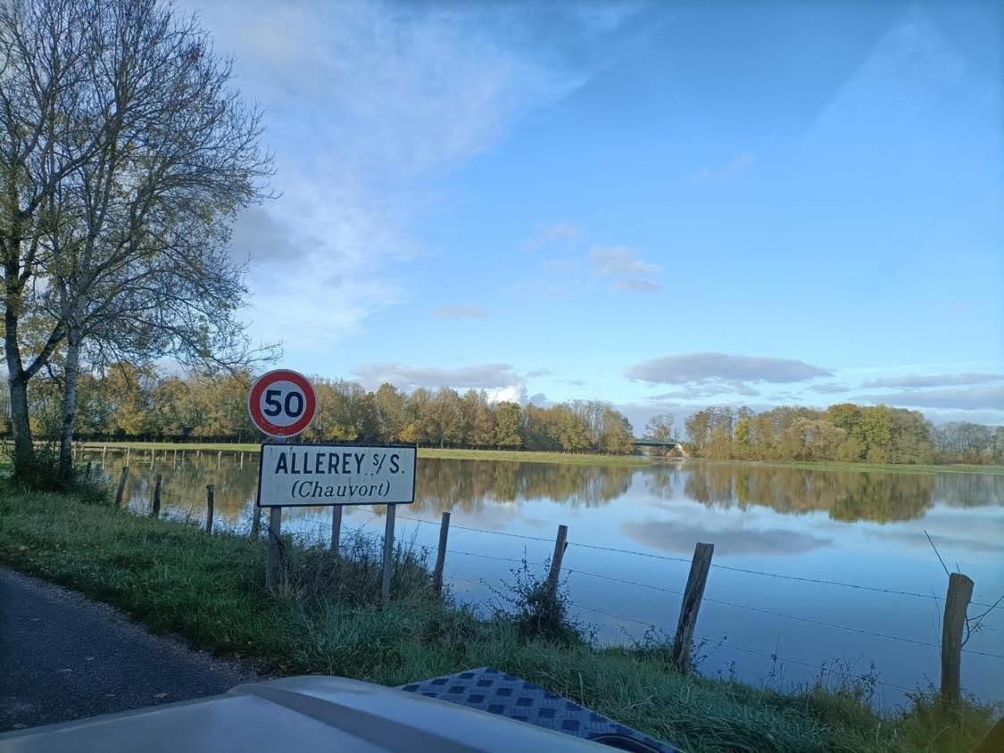 Les Annexes Villa Verdun-sur-le-Doubs Luaran gambar